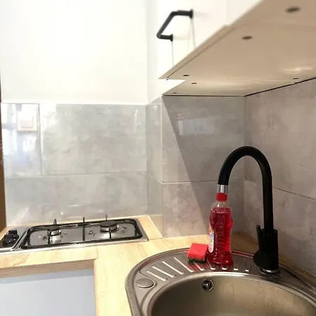 Apartmán Solidarnosci, Metro, Wi-fi, Tv, Youtube - By Hik