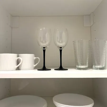 Solidarnosci, Metro, Wi-fi, Tv, Youtube - By Hik * 华沙